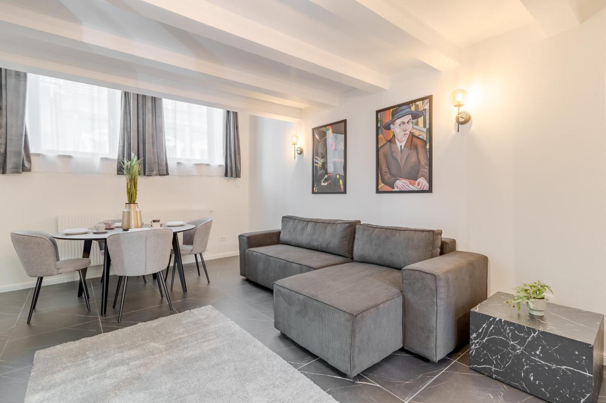 Apartament Ultra-Central Lux + Free Parking + Self Check-In Oradea Zewnętrze zdjęcie